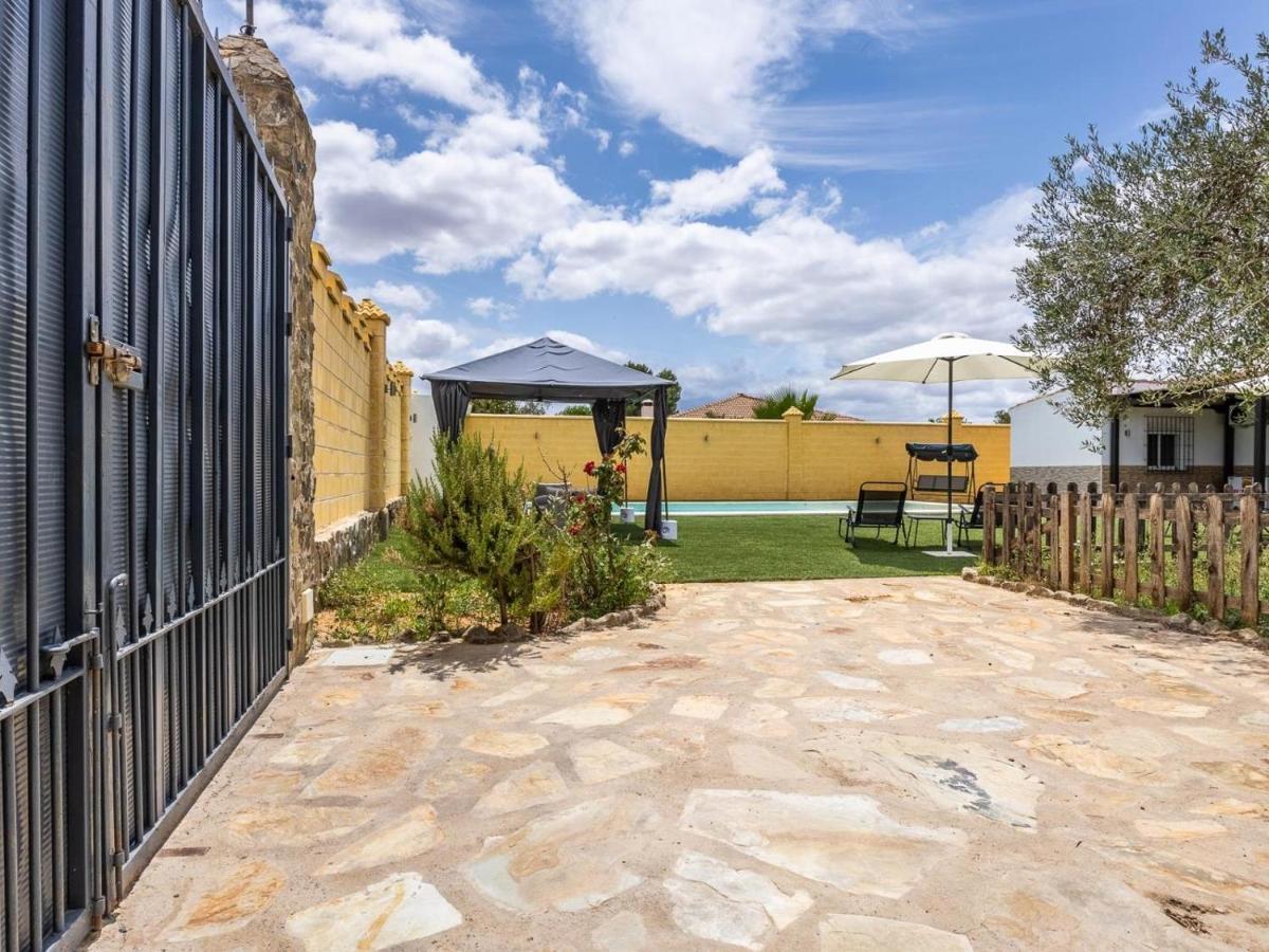 Villa Santa Teresa Vacacional Sevilla Dos Hermanas Εξωτερικό φωτογραφία